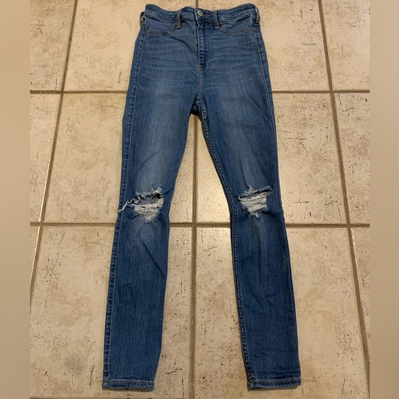 💜 Hollister Ultra High-Rise Jean Legging, Advanced Stretch - W26 L26, Size 3S - Picture 5 of 7